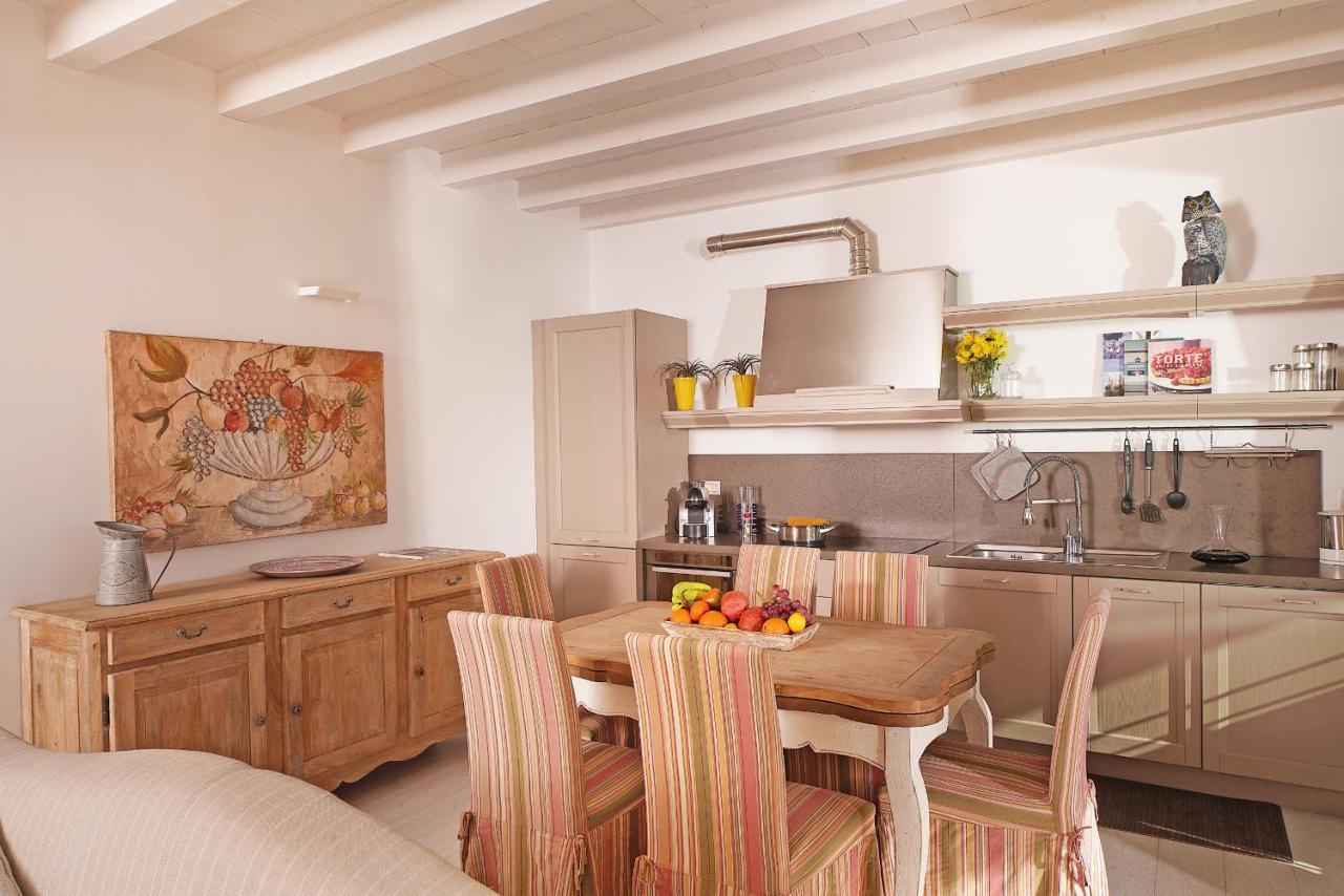 Resort Caesar C4 Sirmione - Gardagate Dış mekan fotoğraf