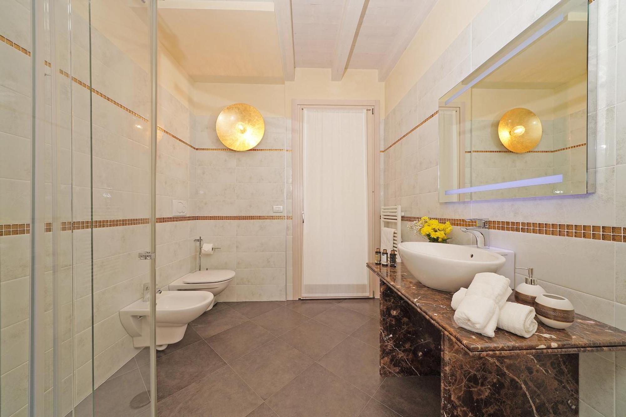Resort Caesar C4 Sirmione - Gardagate Dış mekan fotoğraf