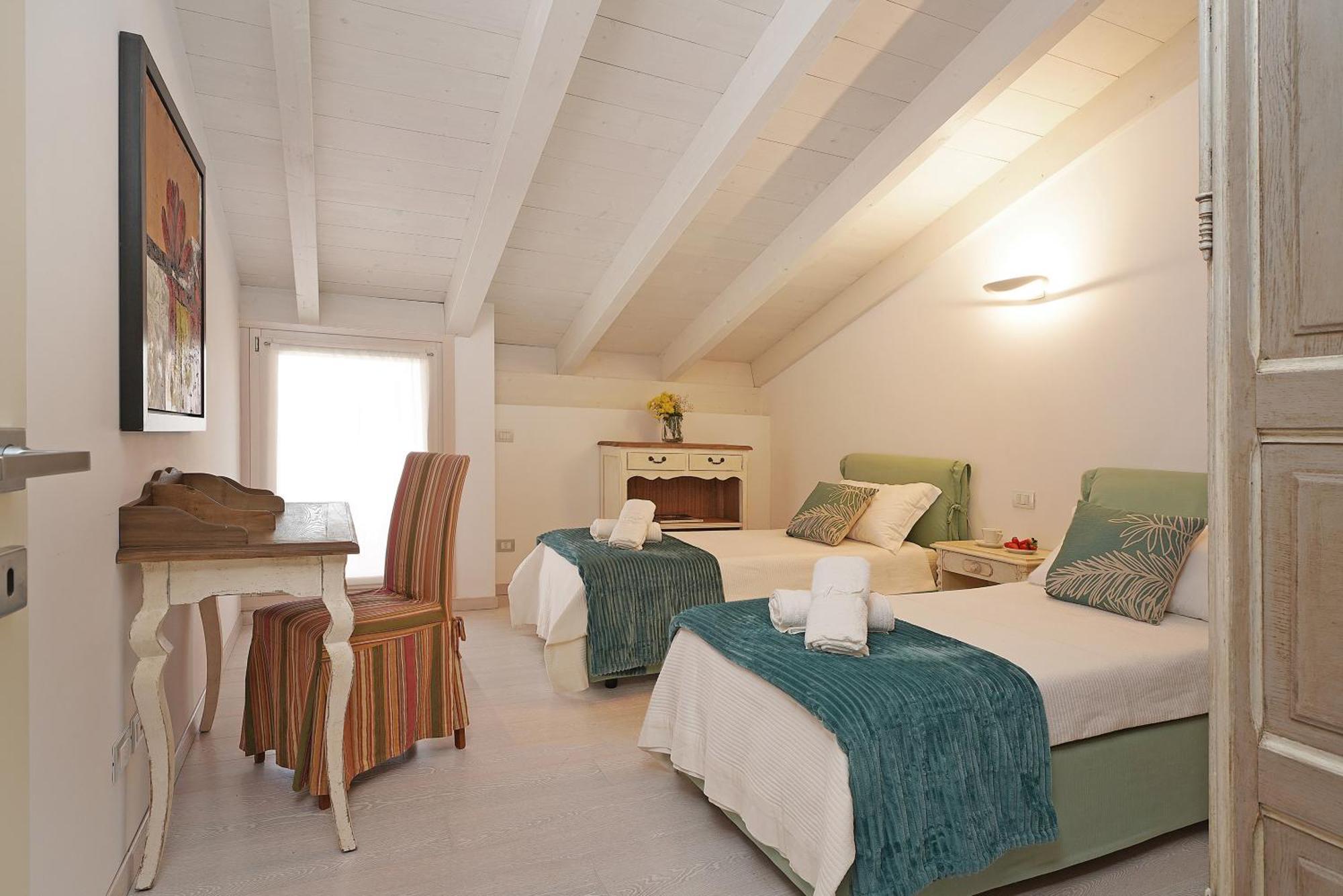 Resort Caesar C4 Sirmione - Gardagate Dış mekan fotoğraf